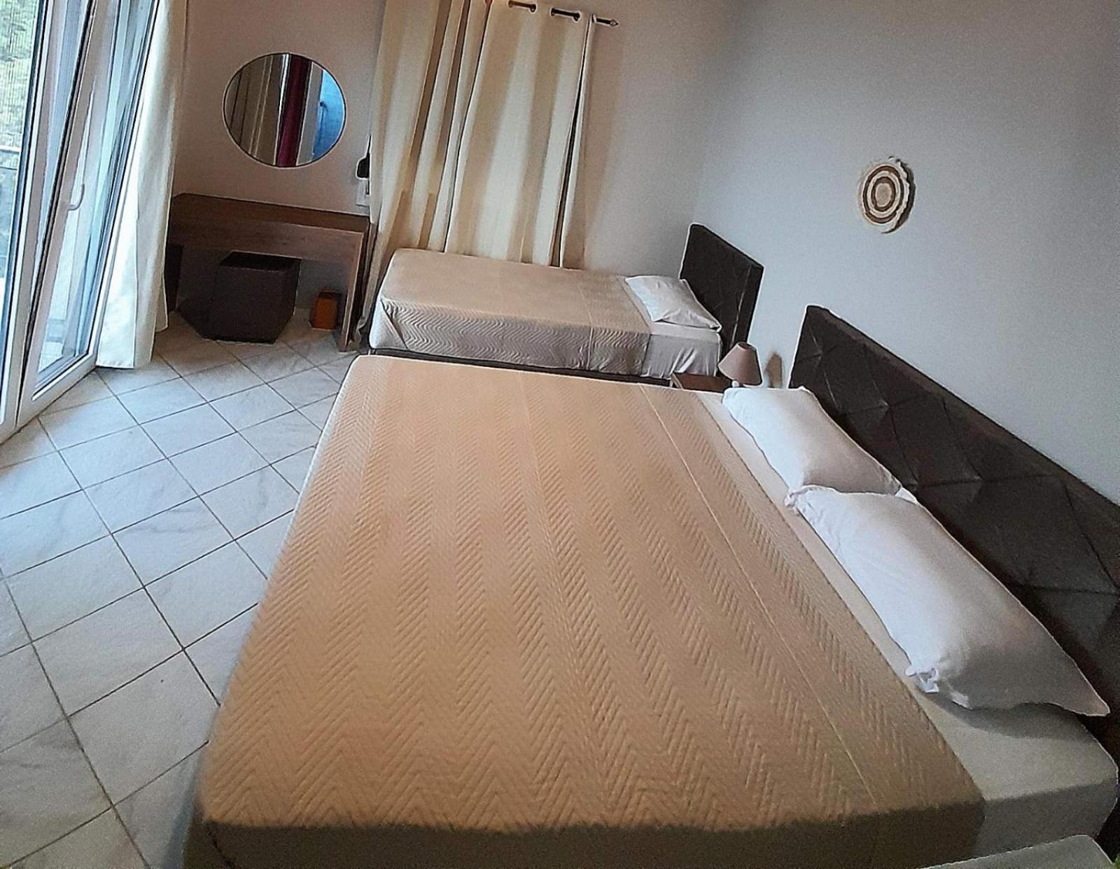 Aggeliki Apartments Nikiana Quarto foto